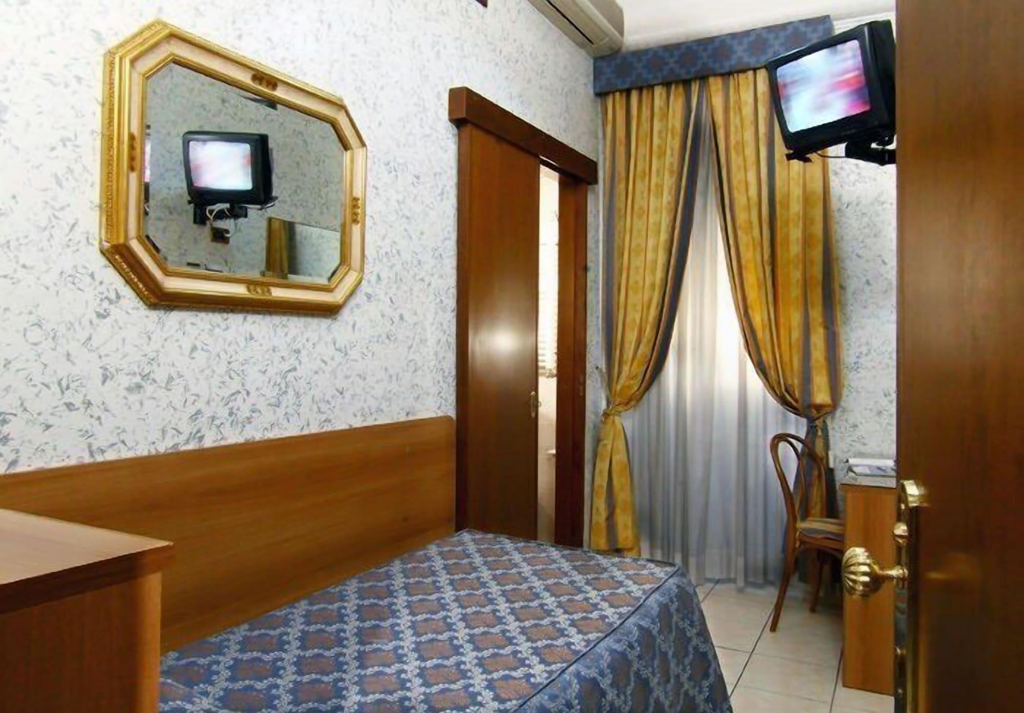 Hotel Assisi Рим Екстер'єр фото