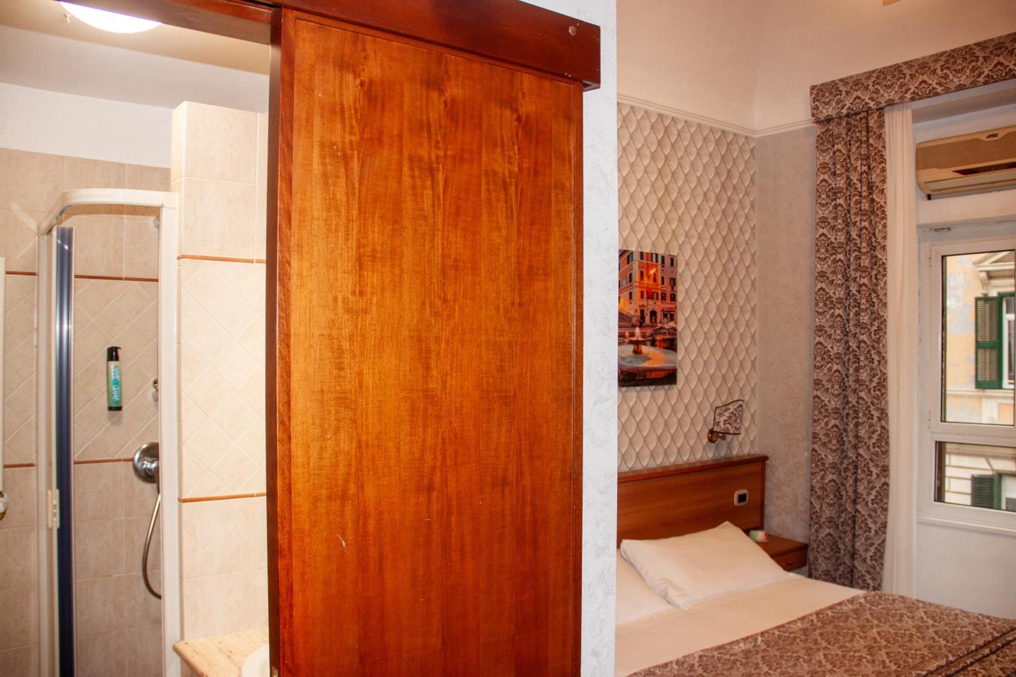 Hotel Assisi Рим Екстер'єр фото
