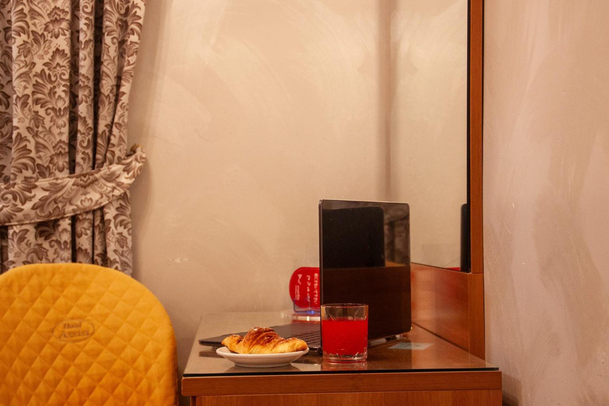 Hotel Assisi Рим Екстер'єр фото